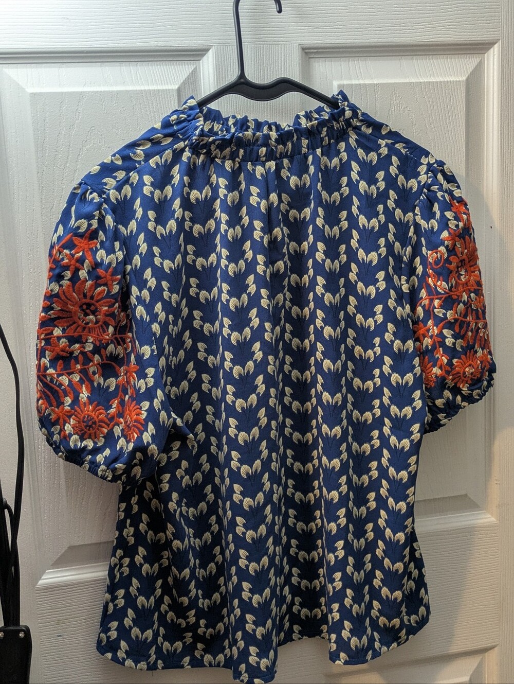 SHEIN Boho Embroidered Puff Sleeve Blouse Blue Cream Floral Peasant Top - Picture 7 of 9